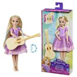 DISNEY PRINCESS RAPUNZEL FASHION DOLL CON CHITARRA
