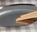 VASSOIO OVALE IN ACCIAIO CM19X30