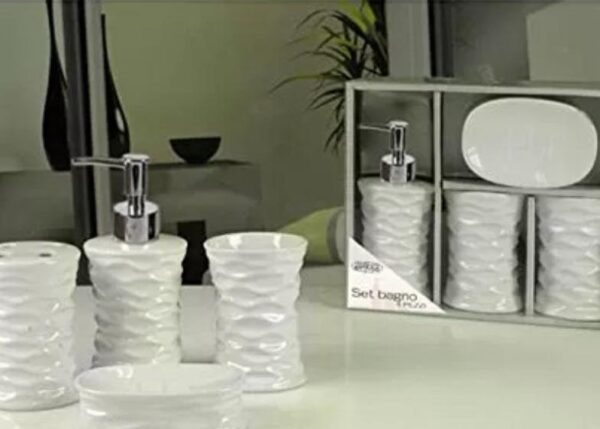 SET 4PZ BAGNO ASSORTITO DESIGN ART. 616297