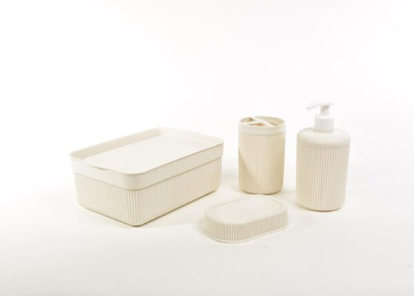 COMPLETO DA BAGNO 5 PEZZI IN PLASTICA CREMA ART.27457 -