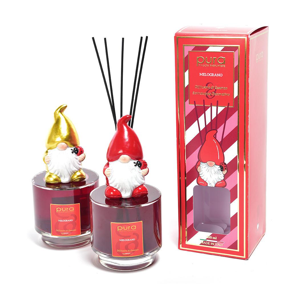 DIFFUSORE DI ESSENZA CHRISTMAS ELF - 500 ML MELOGRANO COLORI ASS. C/BACCHETTI IN COTONE ART.99279 - DIFFUSORE DI ESSENZA CHRISTMAS ELF - 500 ML MELOGRANO COLORI ASS. C/BACCHETTI IN COTONE ART.99279 -