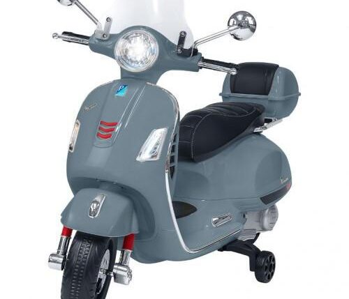 VESPA GTS CON SEDILE IN PELLE E BAULETTO GRIGIO