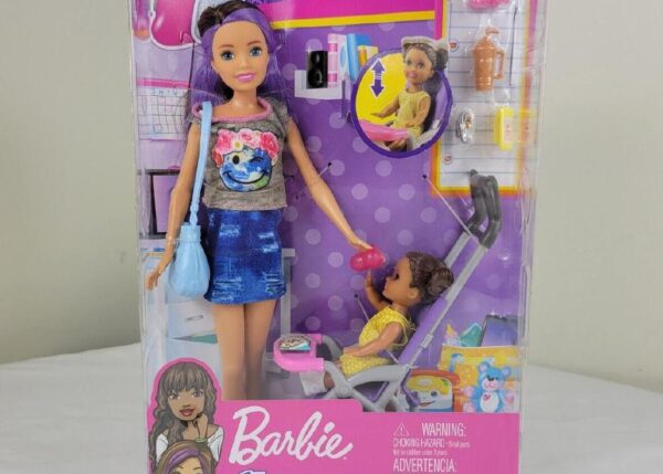 BARBIE BABYSITTER PLAYSET ART.FJB00