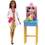 BARBIE CARRIERA PEDIATRA + PAZIENTE BIONDA DHB63