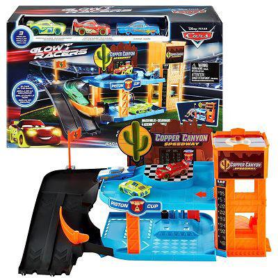 CARS GLOW COPPER CANYON GARAGE PLAYSET