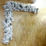 GHIRLANDA INNEVATA CON PIGNE " CHAMONIX" DIAM.40XL.270CM ART.65793 -