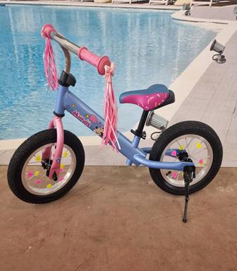 BICI DISNEY JUNIOR MINNIE 12 POLL. SENZA PEDALI ROSA $ ART.221210