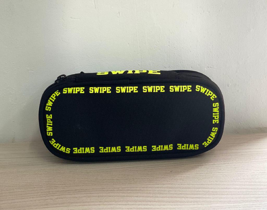 BAULETTO CON ZIP SWIPE COLOR GIALLO ART.15501451Y BAULETTO CON ZIP SWIPE COLOR GIALLO ART.15501451Y