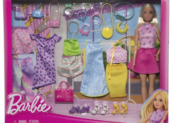 BARBIE HKB07 BAMBOLA CON VESTITI