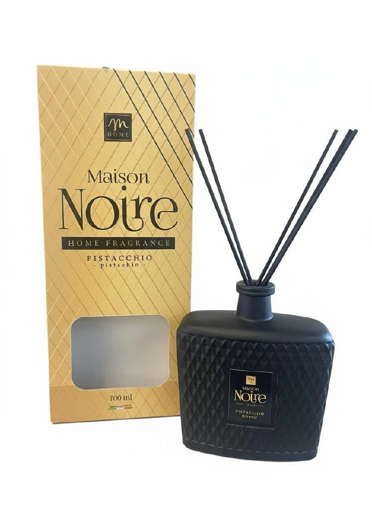 DIFFUSORE 700 ML LINEA MAISON NOIRE PISTACCHIO C/BACCHETTI IN FIBRA DIFFUSORE 700 ML LINEA MAISON NOIRE PISTACCHIO C/BACCHETTI IN FIBRA